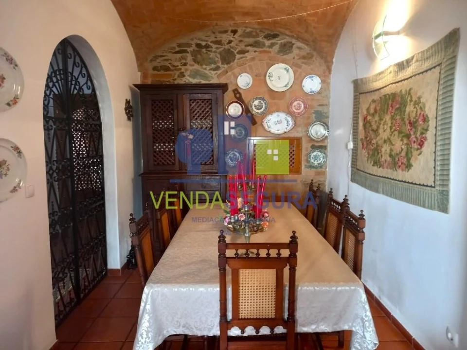 Moradia T4 para Venda em Santo Agostinho e São João Baptista e Santo Amador Foto 8