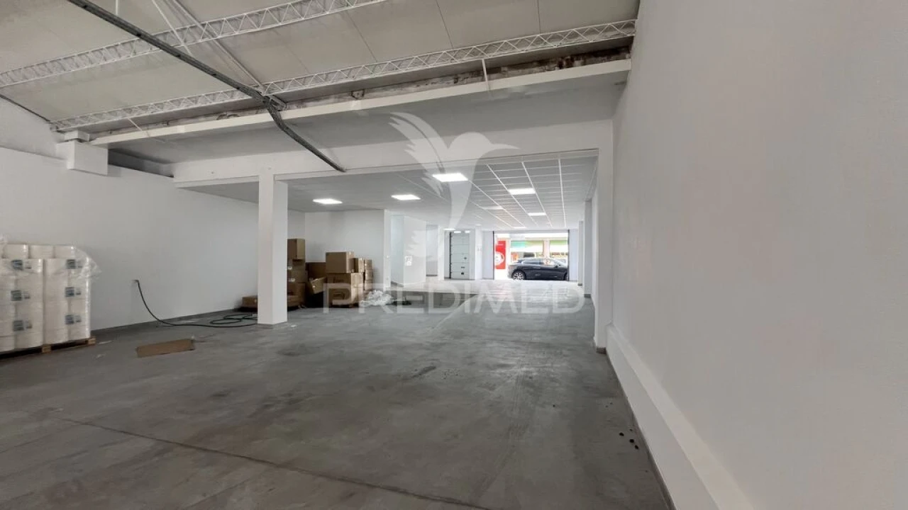 Armazém para Venda em Braga (São José de São Lázaro e São João do Souto) Foto 17