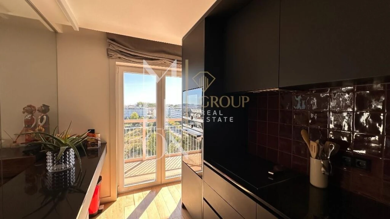Apartamento T4 para Venda em Campanhã Foto 11