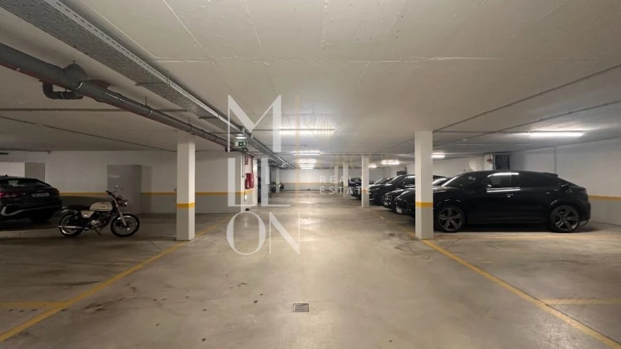 Apartamento T4 para Venda em Campanhã Foto 42