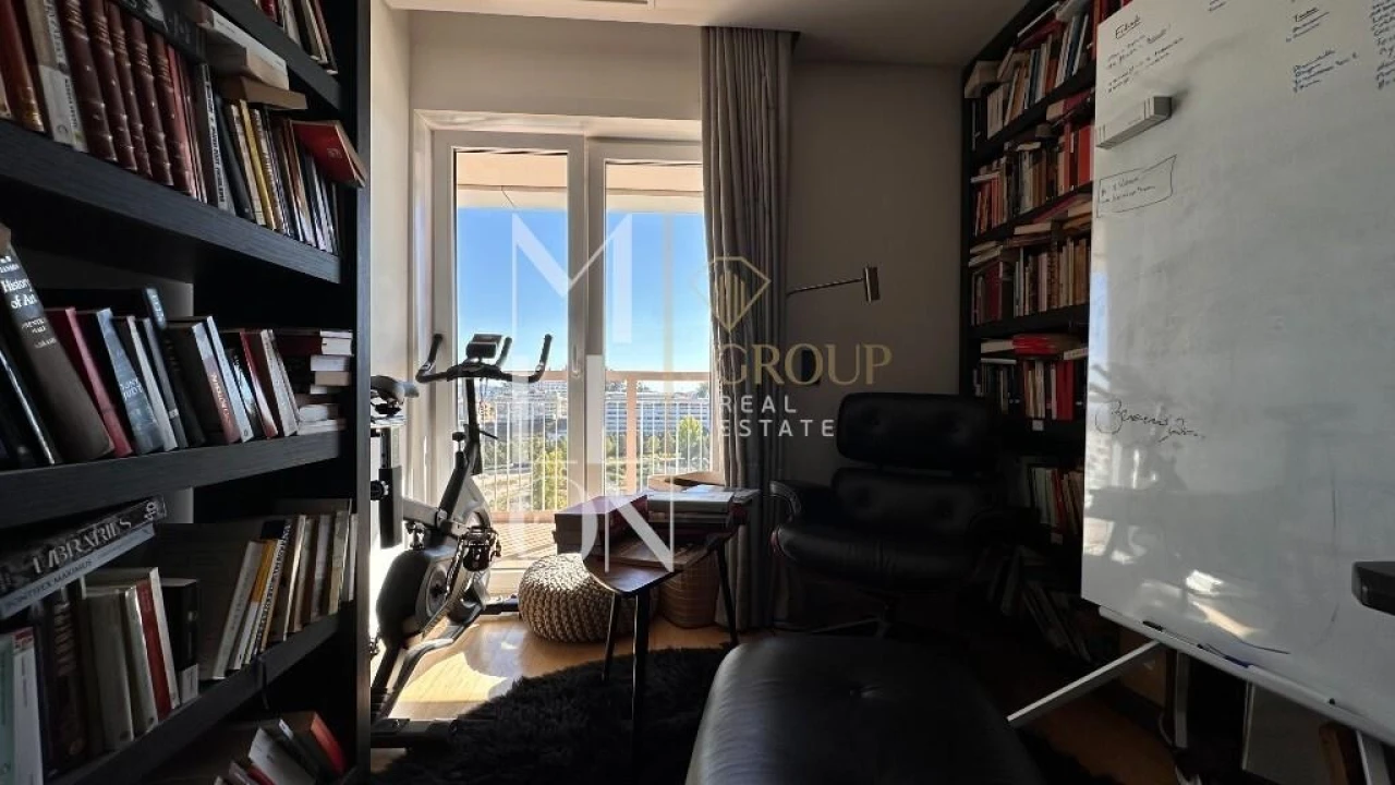 Apartamento T4 para Venda em Campanhã Foto 38