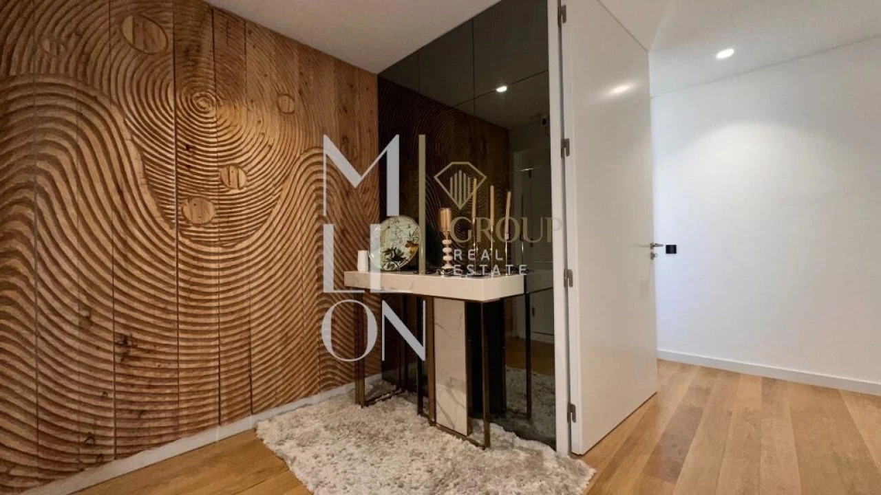Apartamento T4 para Venda em Campanhã Foto 16