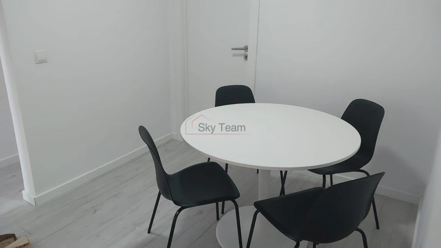 Moradia T9 para Venda em Ajuda Foto 40