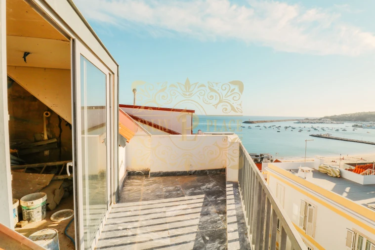 Prédio para Venda em Sesimbra (Santiago)