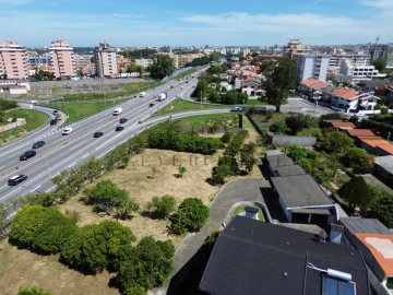 Moradia T4 para Venda em Canidelo