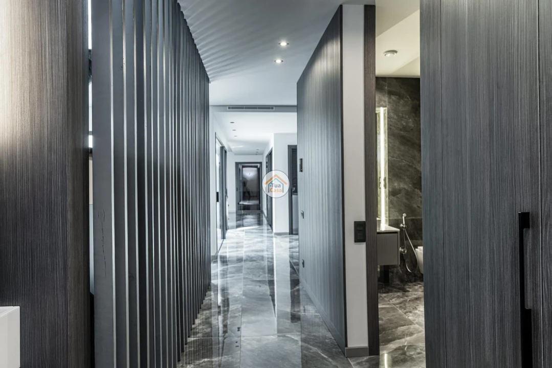 Moradia T4 para Venda em Alcabideche Foto 13