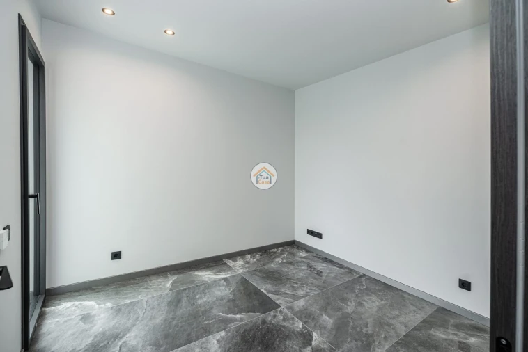 Moradia T4 para Venda em Alcabideche Foto 17