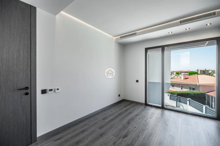 Moradia T4 para Venda em Alcabideche Foto 34