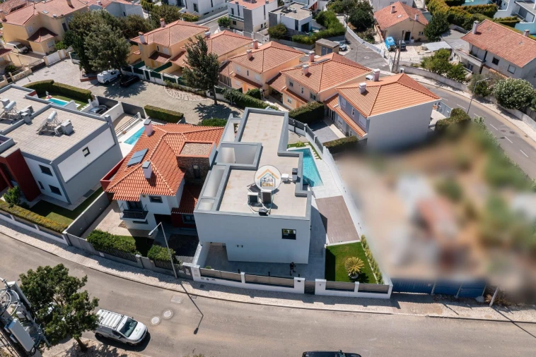 Moradia T4 para Venda em Alcabideche Foto 54