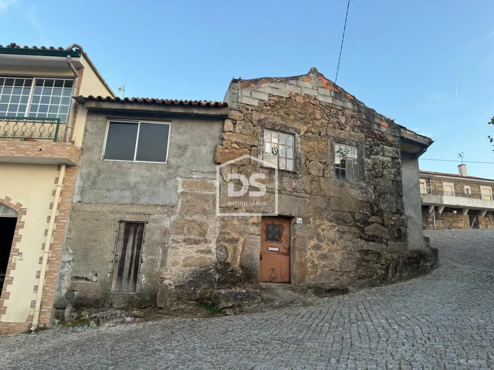 Moradia T0 para Venda em Juncais, Vila Ruiva e Vila Soeiro do Chão Foto 12