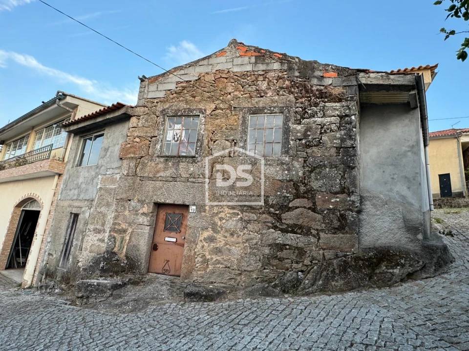 Moradia T0 para Venda em Juncais, Vila Ruiva e Vila Soeiro do Chão Foto 13