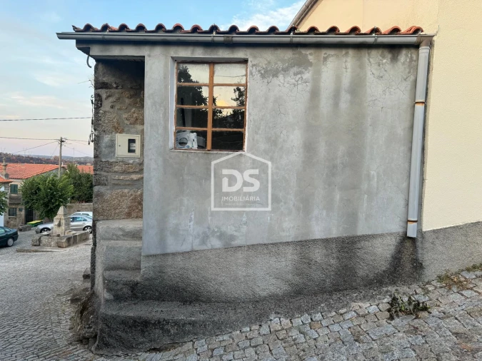 Moradia T0 para Venda em Juncais, Vila Ruiva e Vila Soeiro do Chão Foto 14