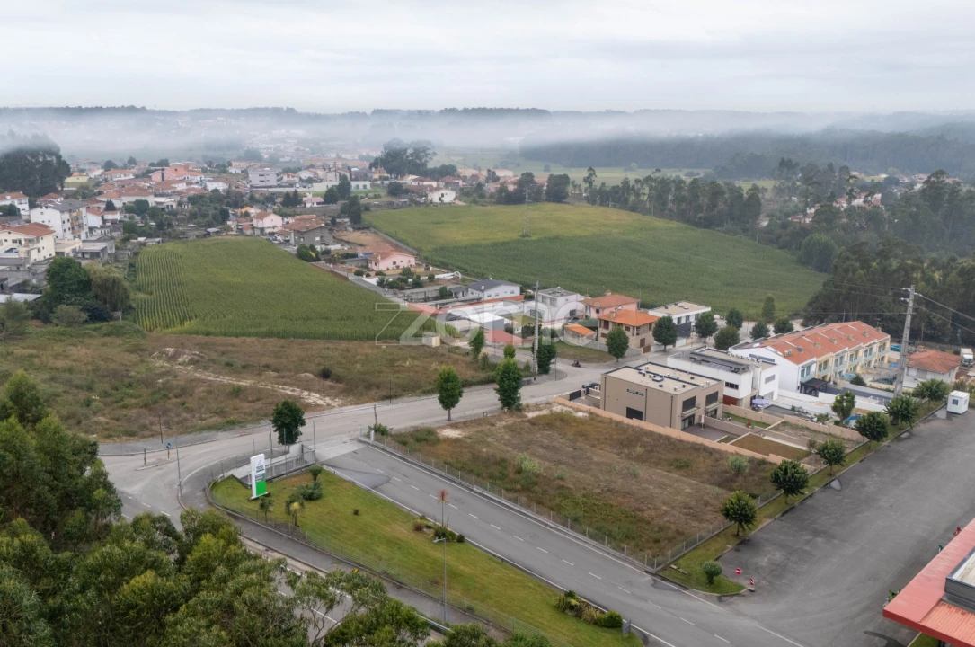 Terreno para Venda em Macieira da Maia Foto 8