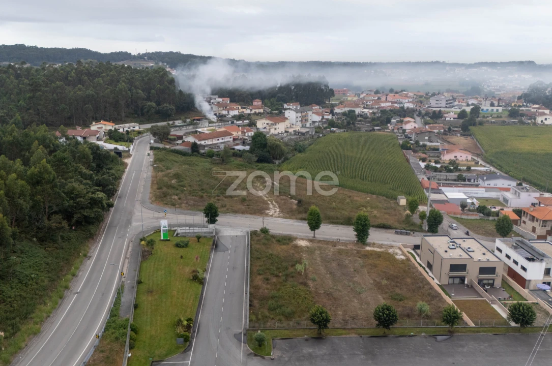 Terreno para Venda em Macieira da Maia Foto 9