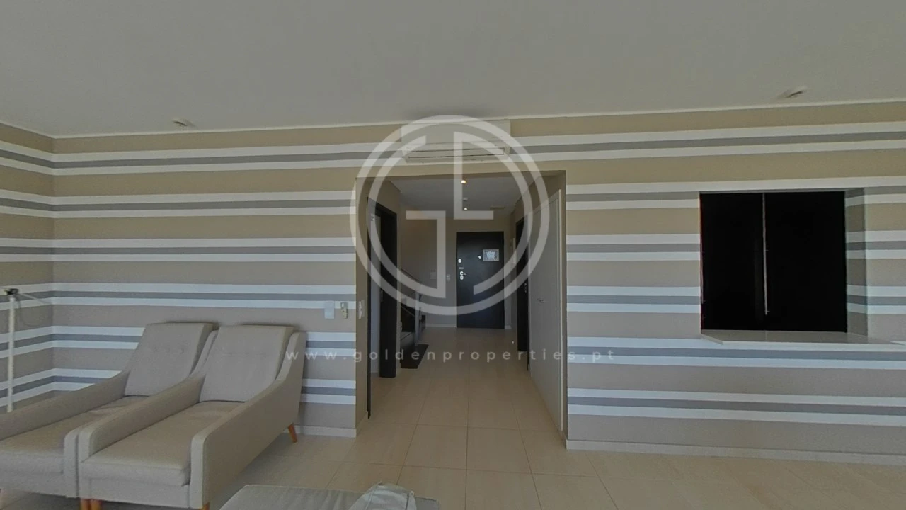 Apartamento T2 para Venda em Quarteira Foto 54