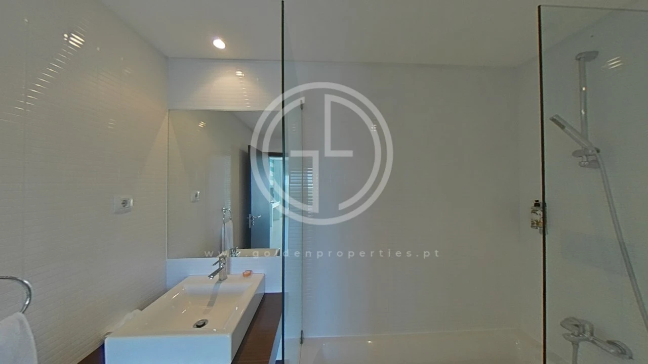 Apartamento T2 para Venda em Quarteira Foto 50