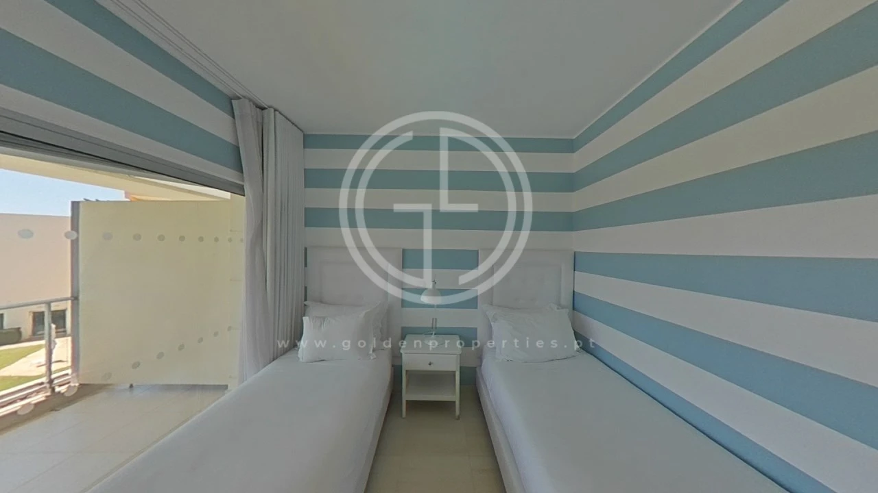 Apartamento T2 para Venda em Quarteira Foto 80