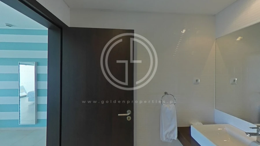 Apartamento T2 para Venda em Quarteira Foto 53