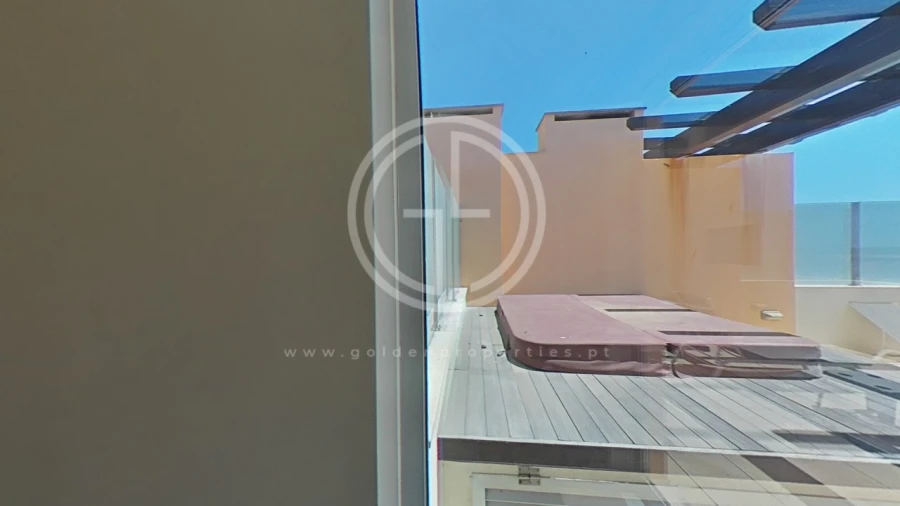 Apartamento T2 para Venda em Quarteira Foto 30