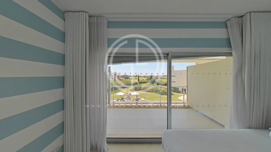 Apartamento T2 para Venda em Quarteira Foto 79