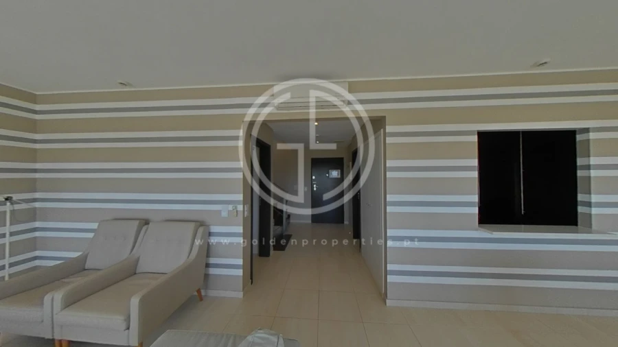 Apartamento T2 para Venda em Quarteira Foto 54