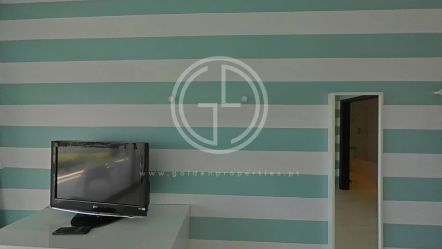 Apartamento T2 para Venda em Quarteira Foto 84