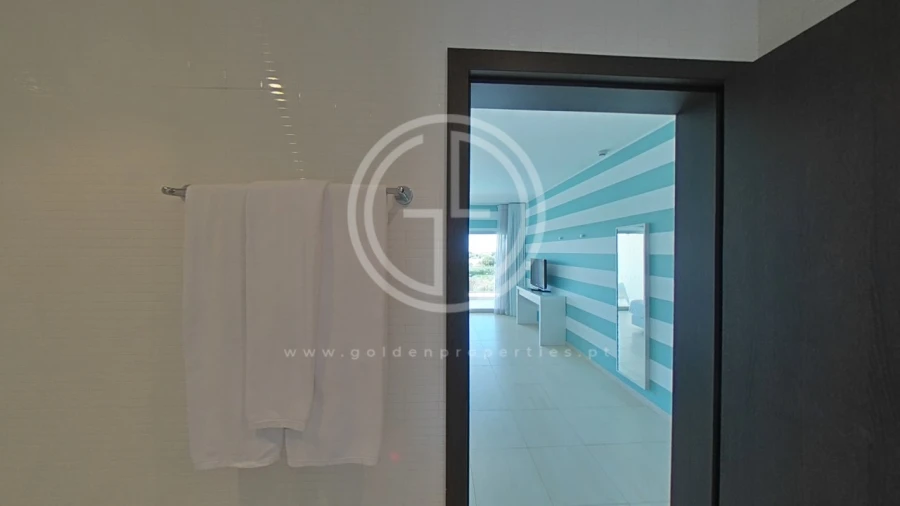 Apartamento T2 para Venda em Quarteira Foto 52