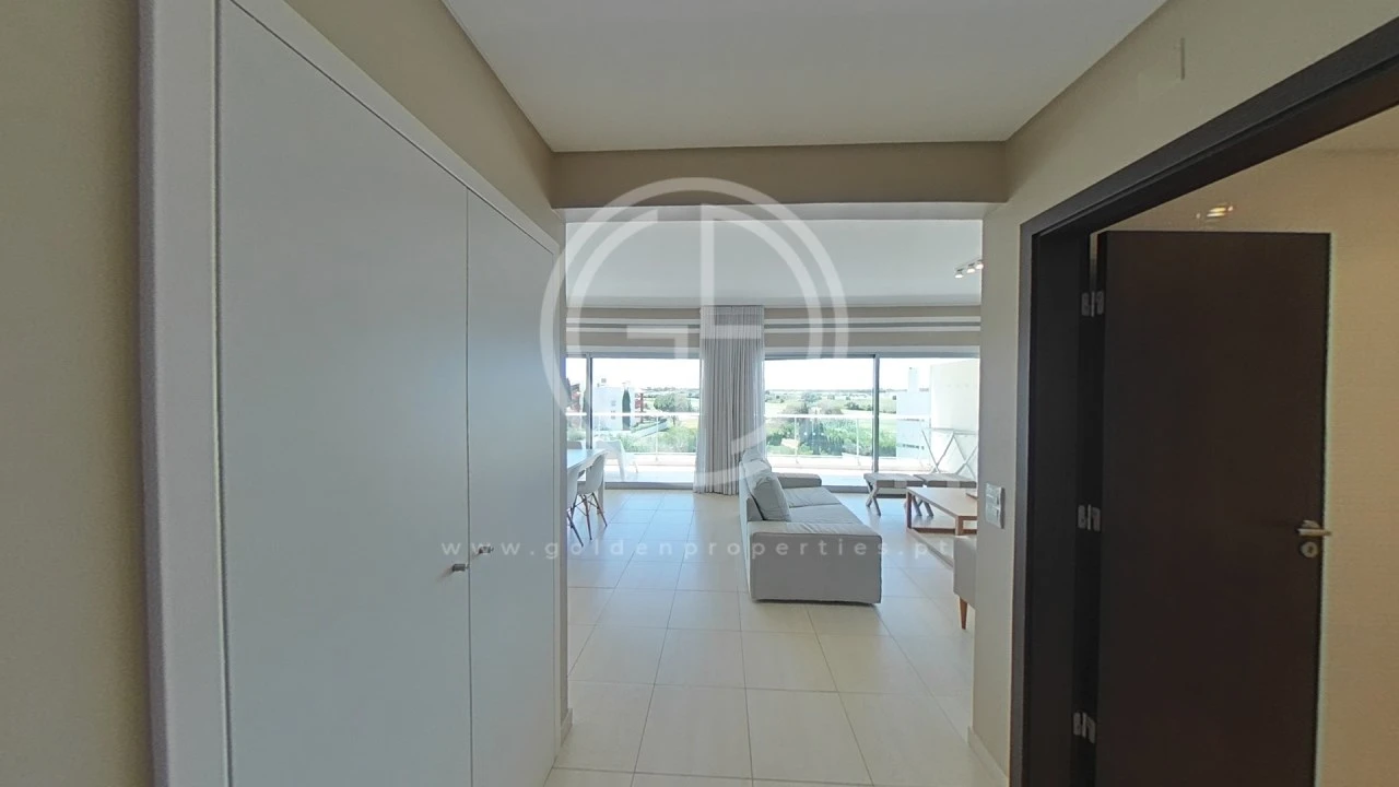 Apartamento T2 para Venda em Quarteira Foto 32