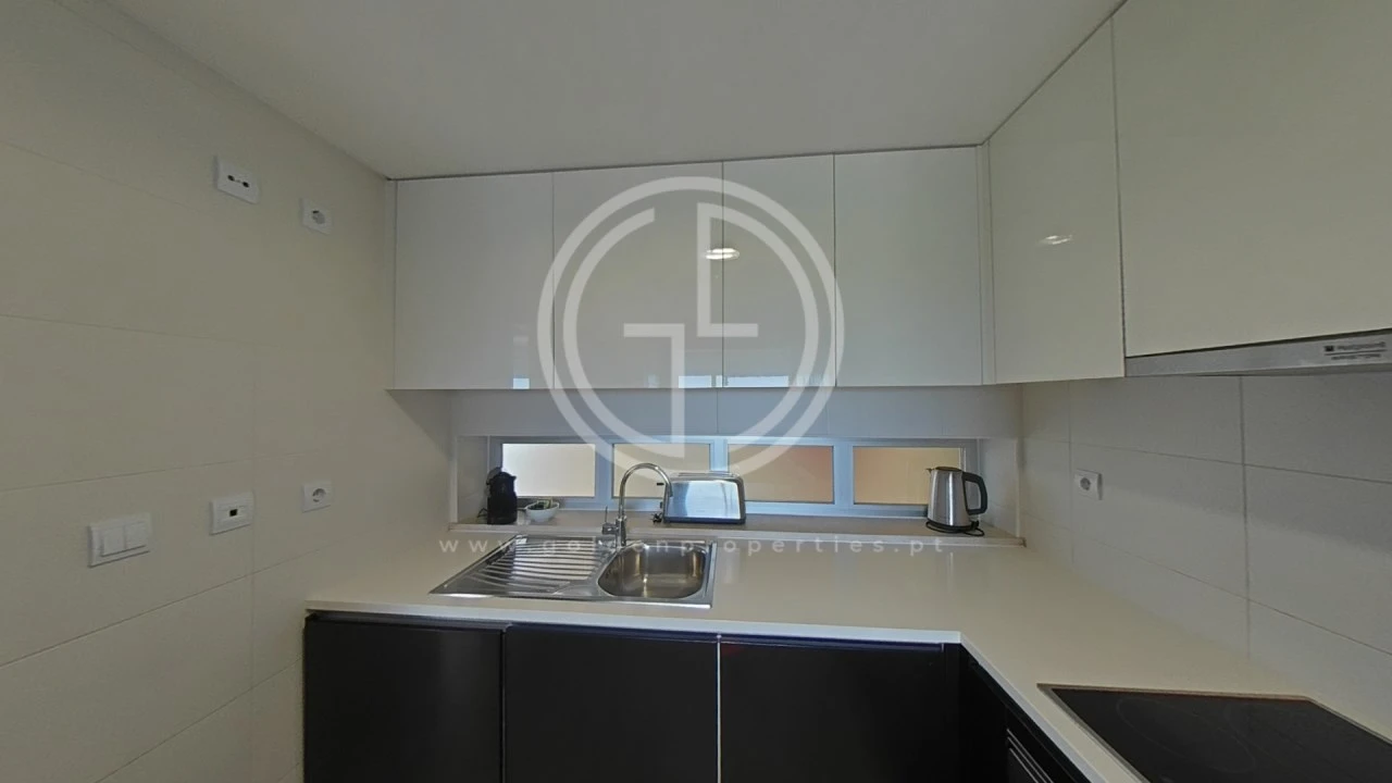 Apartamento T2 para Venda em Quarteira Foto 38