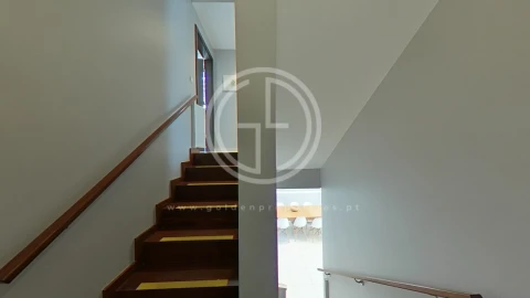 Moradia T3 para Venda em Quarteira