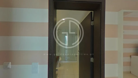 Moradia T3 para Venda em Quarteira