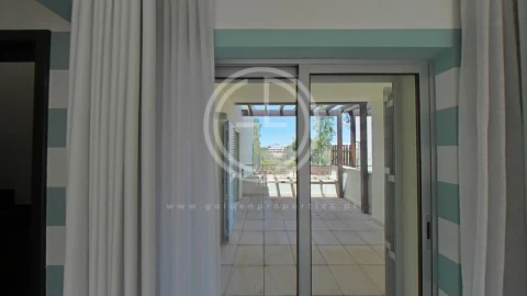 Moradia T3 para Venda em Quarteira