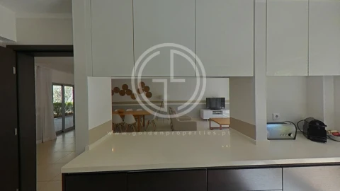 Moradia T3 para Venda em Quarteira
