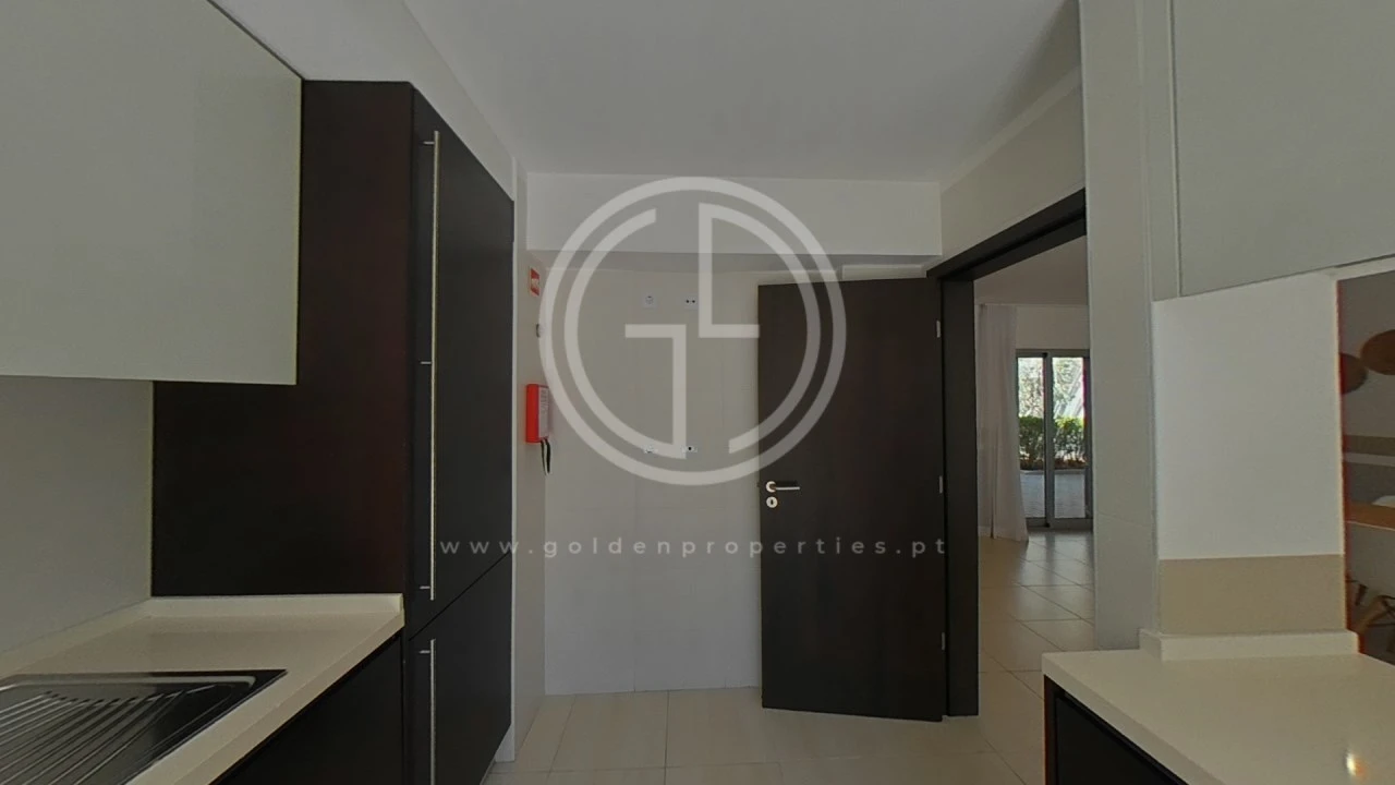 Moradia T3 para Venda em Quarteira Foto 28