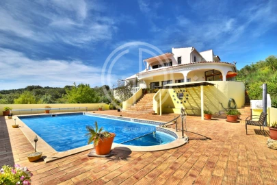 Moradia T3 para Venda em Faro (Sé e São Pedro)