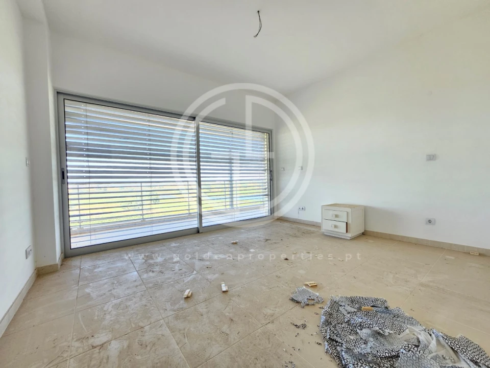 Apartamento T2 para Venda em Quarteira Foto 4
