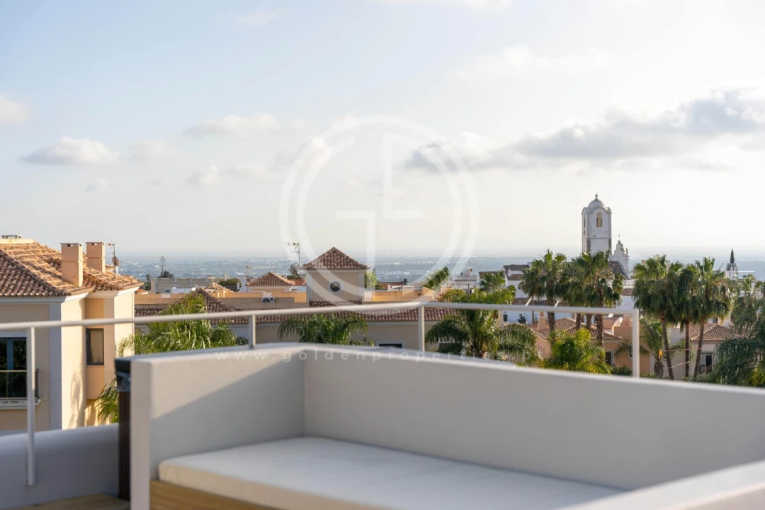 Moradia T3 para Venda em Faro (Sé e São Pedro) Foto 35