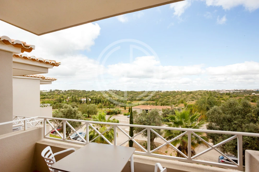 Apartamento para Venda em Estômbar e Parchal Foto 9