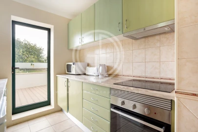 Apartamento para Venda em Estômbar e Parchal