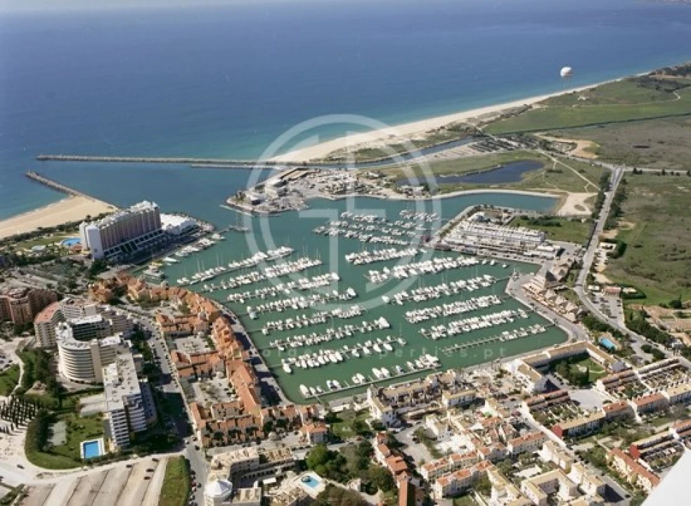 Loja para Venda em Quarteira Foto 14