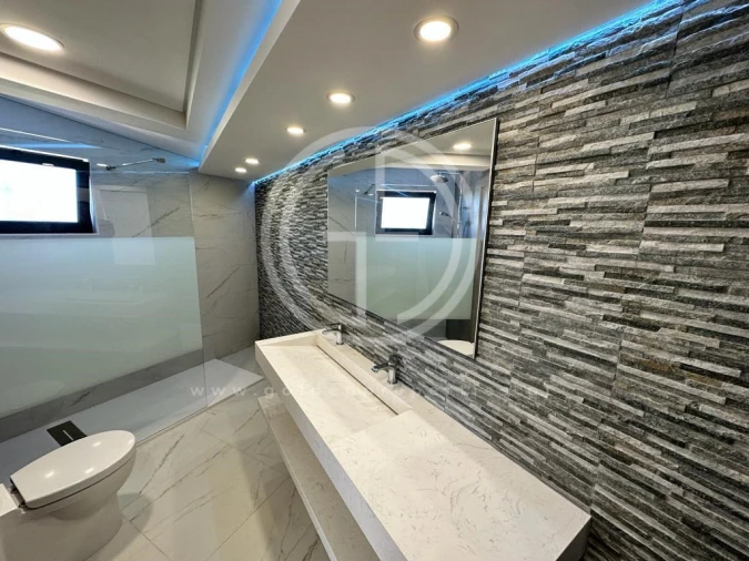 Moradia T3 para Venda em Silves Foto 8