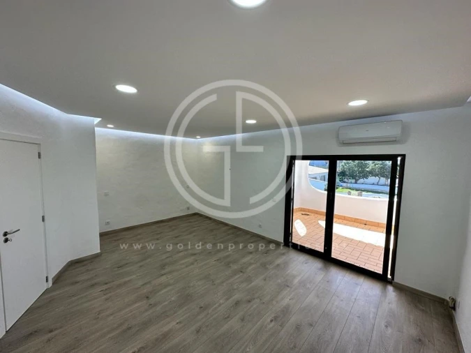 Moradia T3 para Venda em Silves Foto 13