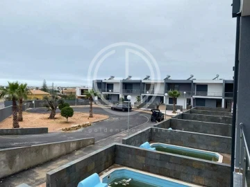 Moradia T3 para Venda em Albufeira e Olhos de Água