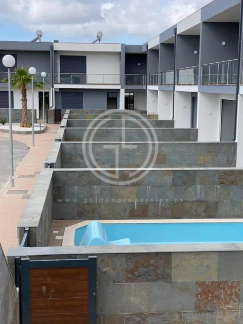 Moradia T3 para Venda em Albufeira e Olhos de Água