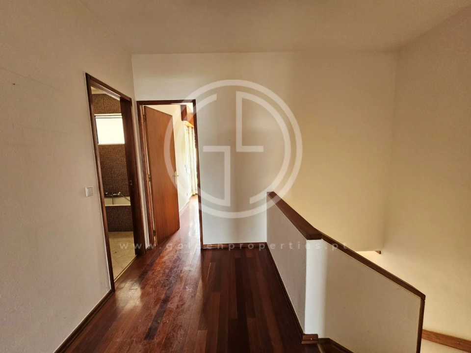 Apartamento T3 para Venda em Quarteira Foto 10