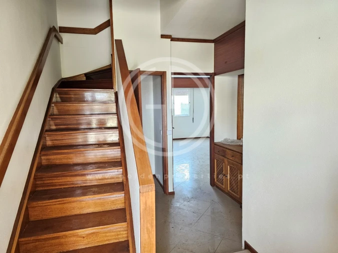 Apartamento T3 para Venda em Quarteira Foto 8