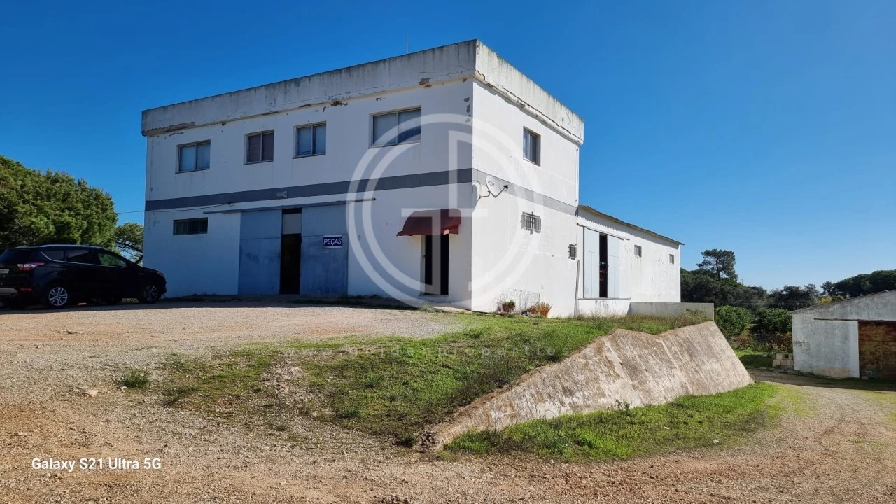 Armazém para Venda em Loule (São Clemente) Foto 8
