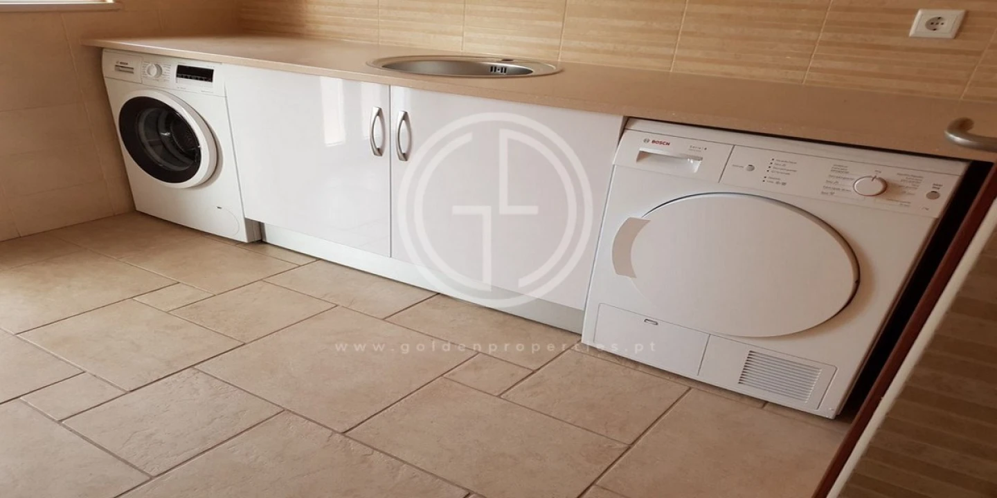 Moradia T4 para Arrendamento férias em Quarteira Foto 20