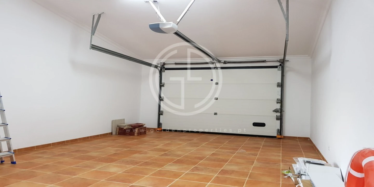 Moradia T4 para Arrendamento férias em Quarteira Foto 21