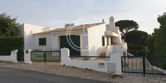 Moradia T4 para Arrendamento férias em Quarteira